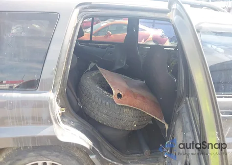 2002 Jeep Grand Cherokee Laredo z USA, uszkodzony, nr VIN 1J4GX48S02C301872